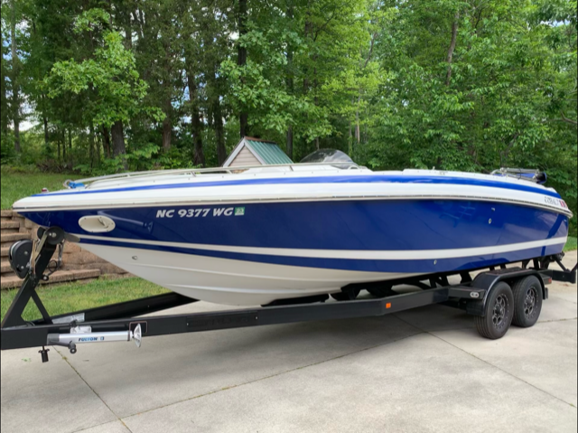 1999 cobalt 25 LS | Lake Norman Boat Rentals and Sales